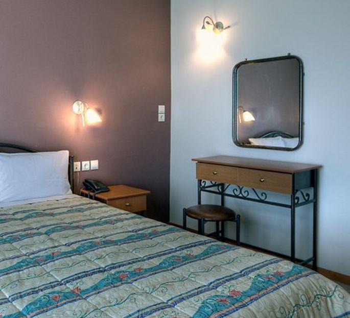 Guesthouse Evi Maria Angistron Ngoại thất bức ảnh