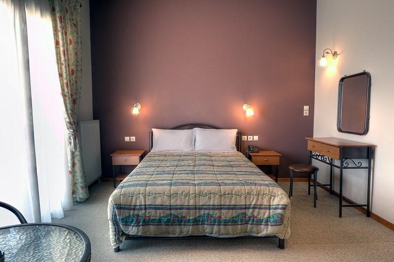 Guesthouse Evi Maria Angistron Ngoại thất bức ảnh